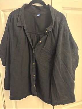 Old Navy Black Women's Gauze Button-Down Shirt